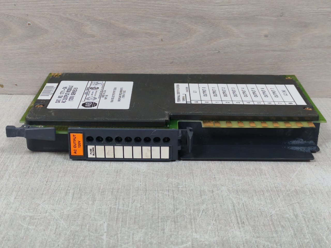 Rockwell Automation 1771-OA ALLEN BRADLEY 1771-OA AC OUTPUT MODULE 120V SERIES B 960268 3