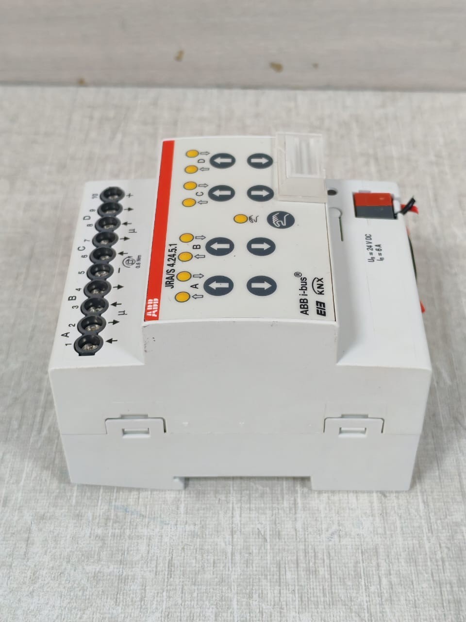 ABB 2CDG110128R0011 ABB JRA/S4.24.5.1 2CDG110128R0011 ROLLER SHUTTER DRIVE 4 SPEED 24V 6