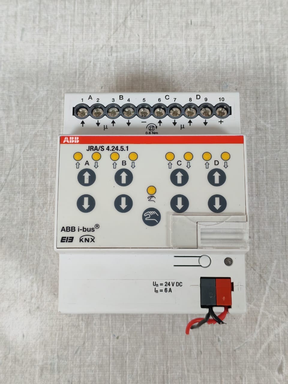 ABB 2CDG110128R0011 ABB JRA/S4.24.5.1 2CDG110128R0011 ROLLER SHUTTER DRIVE 4 SPEED 24V 8