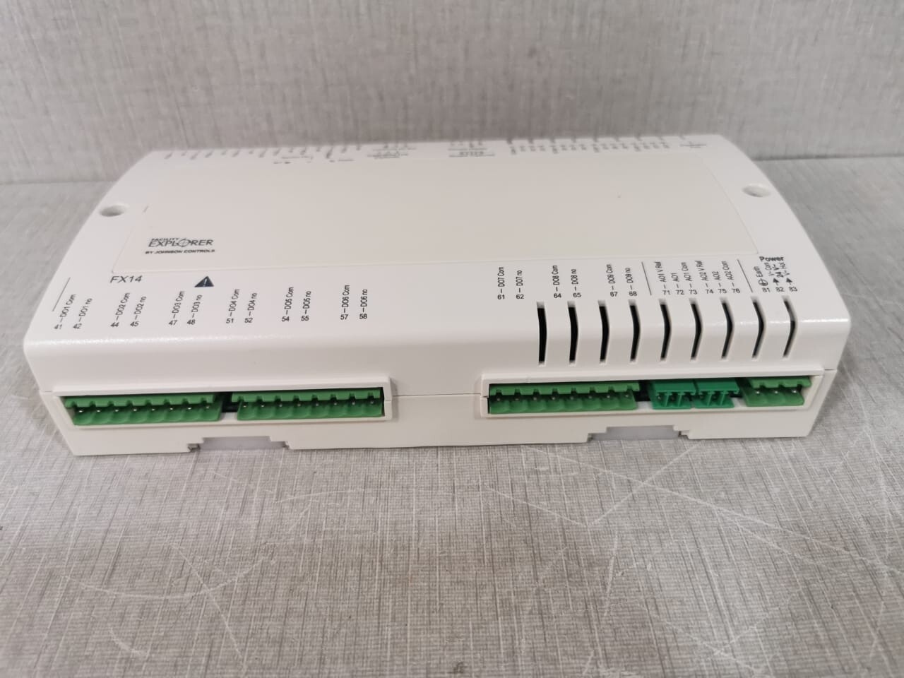 Johnson Controls FX14D21-000C Johnson Controls LP-FX14D21-000C / FX14 Controller VERSION A 4