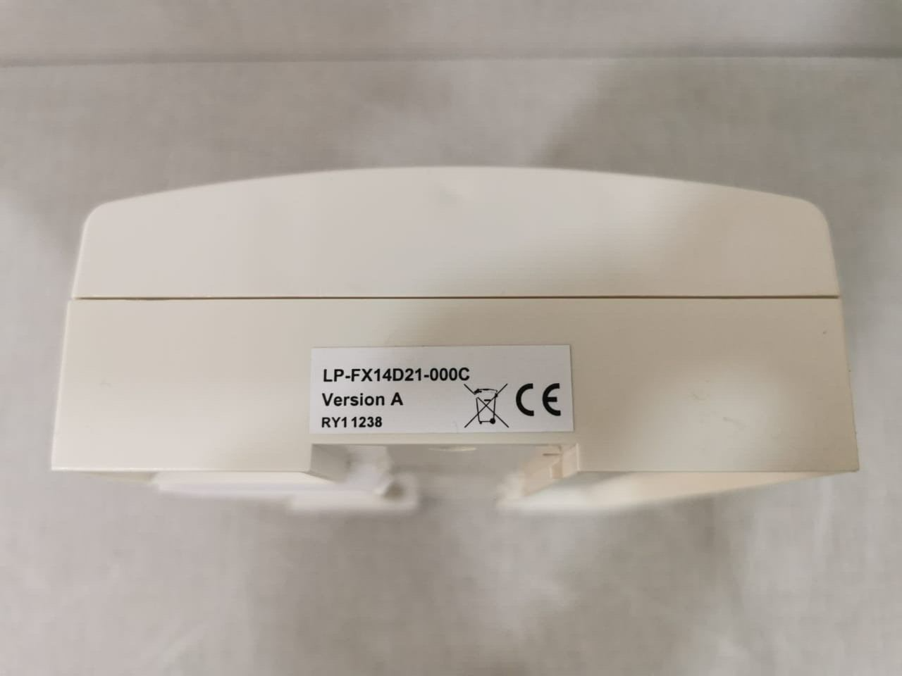 Johnson Controls FX14D21-000C Johnson Controls LP-FX14D21-000C / FX14 Controller VERSION A 5