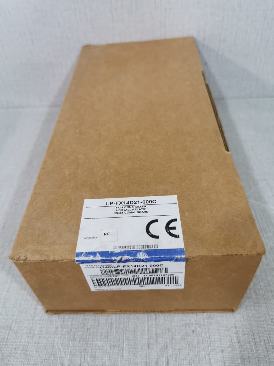 Johnson Controls FX14D21-000C Johnson Controls LP-FX14D21-000C / FX14 Controller VERSION A 6