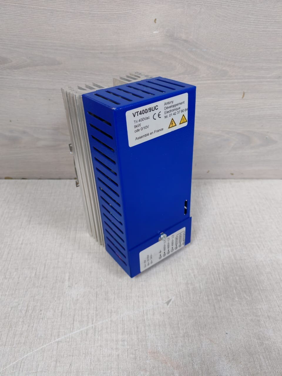 ADE VT400/9UC ADE VT400/9UC POWER REGULATOR TRI 400VAC 9KW - WITH DIRTY BOX 5