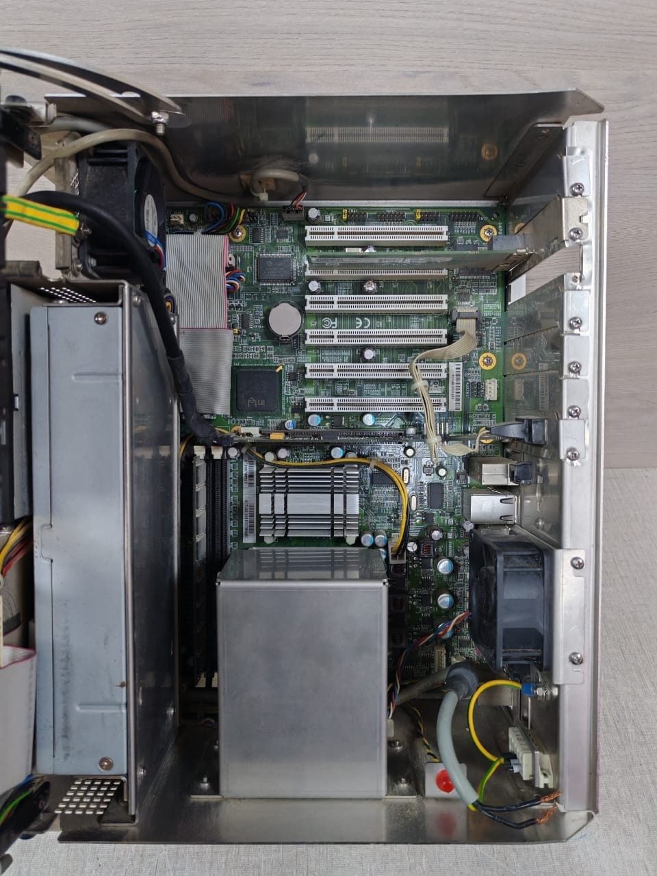 Beckhoff CP6833-0001-0011 Beckhoff CP6833-0001-0011 Integrated Control Panel - No Control Panel Monitor 9