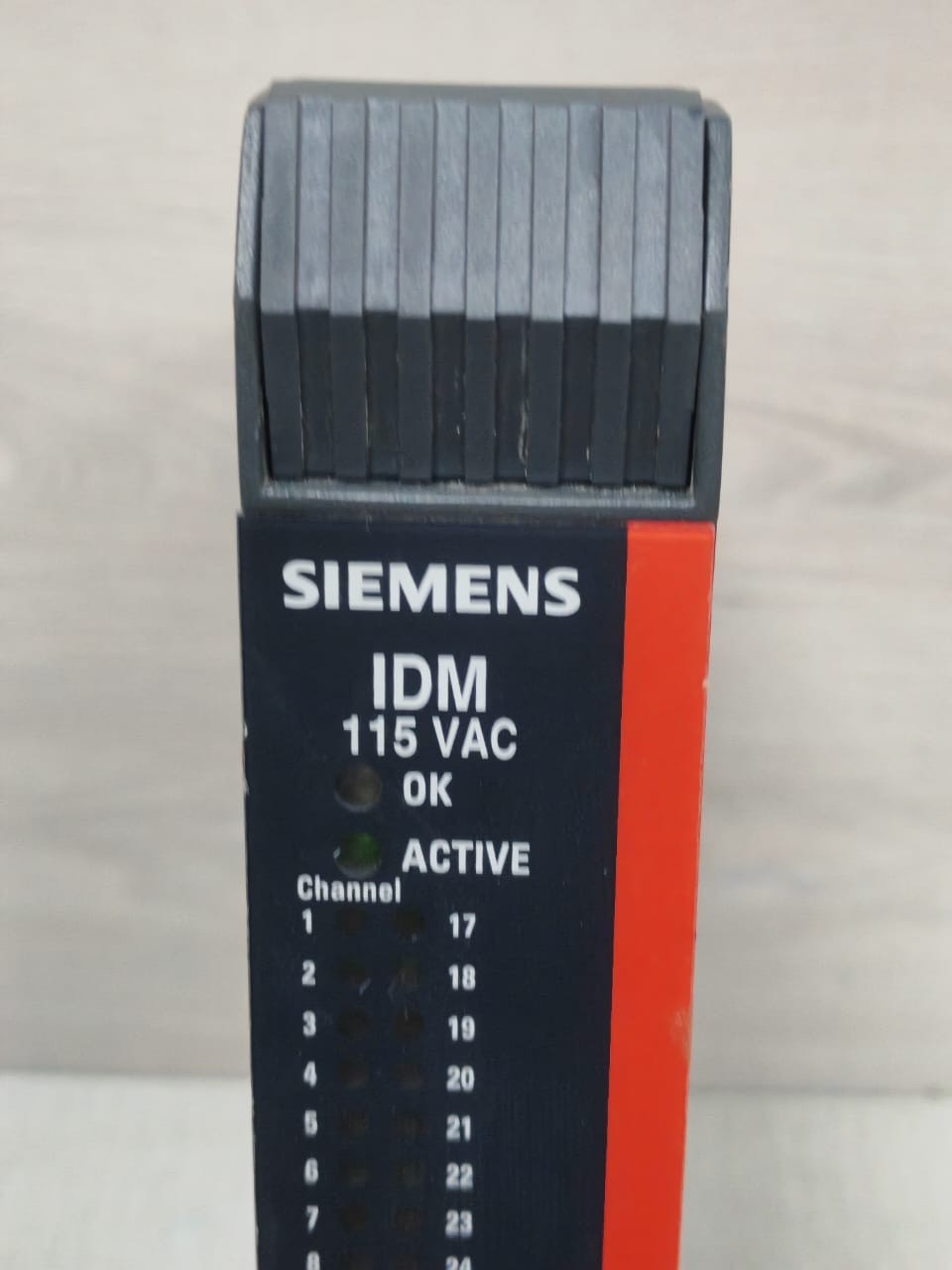 Siemens QLIDM115ACBBN SIEMENS QLIDM115ACBBN ROM VER.3.00 QUADLOG IDM INPUT DISCRETE MODULE 115VAC 2