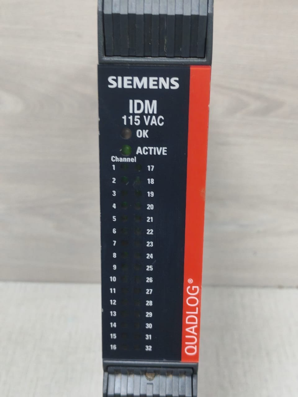 Siemens QLIDM115ACBBN SIEMENS QLIDM115ACBBN ROM VER.3.00 QUADLOG IDM INPUT DISCRETE MODULE 115VAC 3