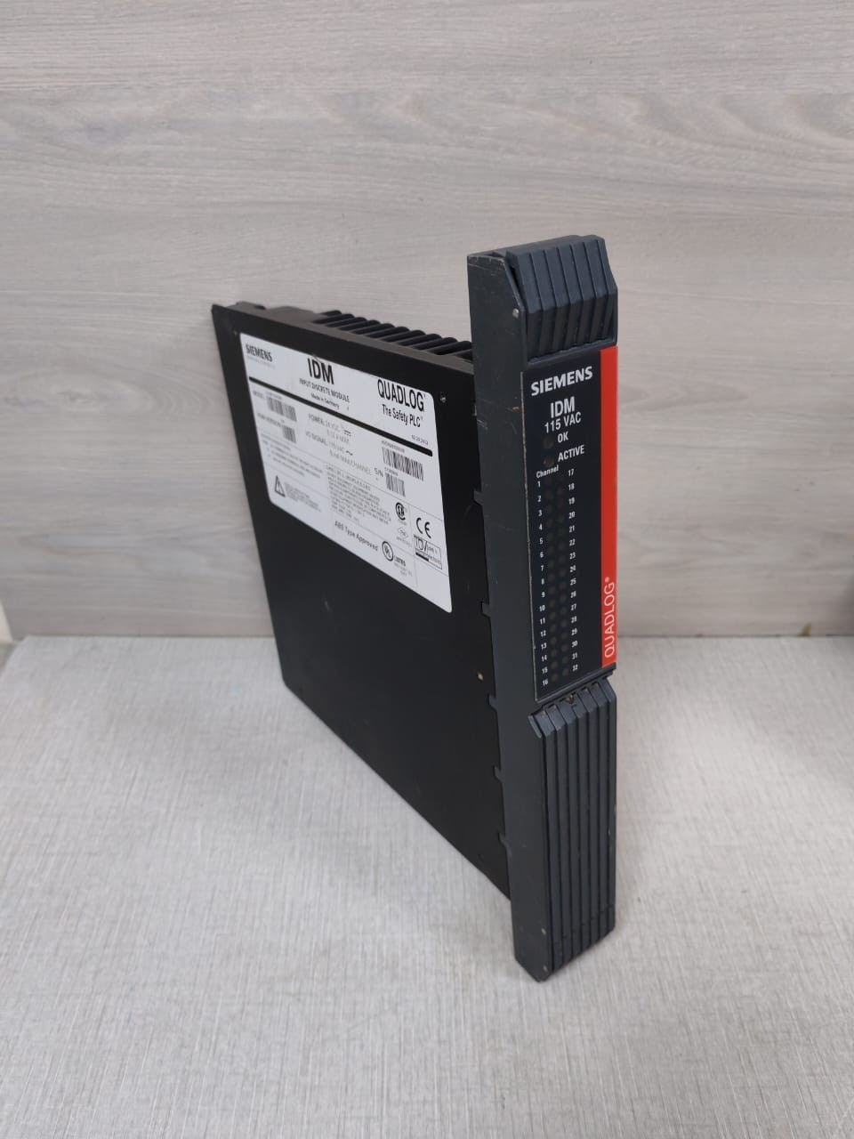 Siemens QLIDM115ACBBN SIEMENS QLIDM115ACBBN ROM VER.3.00 QUADLOG IDM INPUT DISCRETE MODULE 115VAC 5