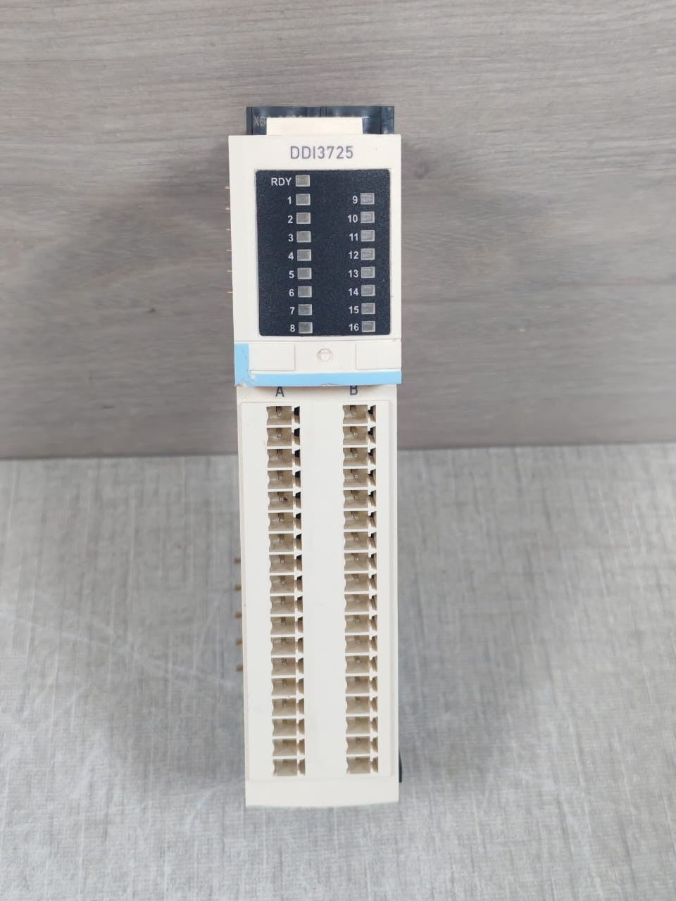 Schneider Electric RL-08 Schneider Electric STBDDI3725 Basic Digital Input Module STB PV:04SV:01.59 RL:08 2