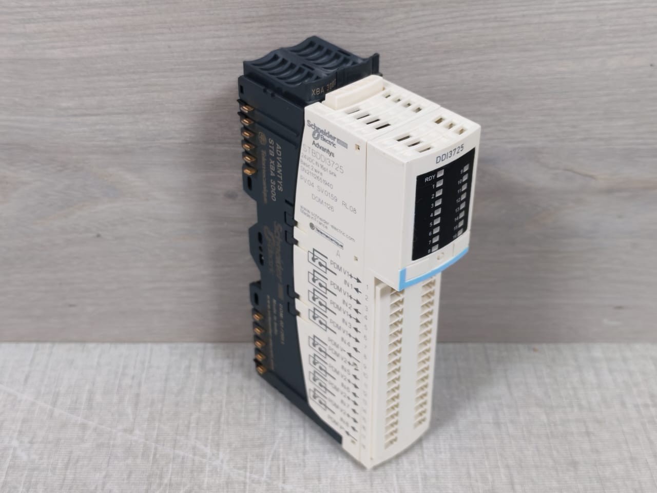 Schneider Electric RL-08 Schneider Electric STBDDI3725 Basic Digital Input Module STB PV:04SV:01.59 RL:08 8