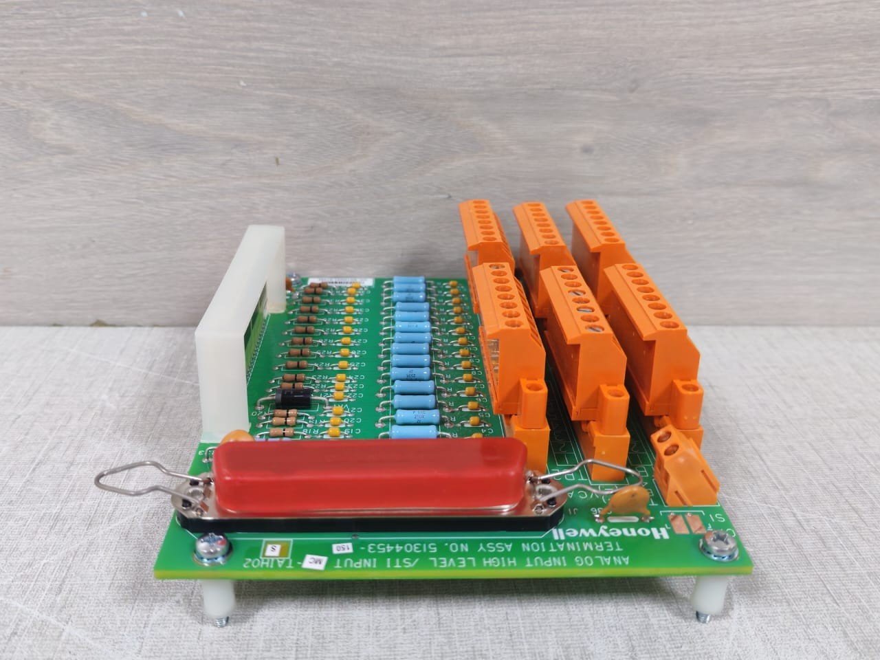 Honeywell TAIH02 Honeywell MC-TAIH02 Analog Input High Level 51304453-150 7