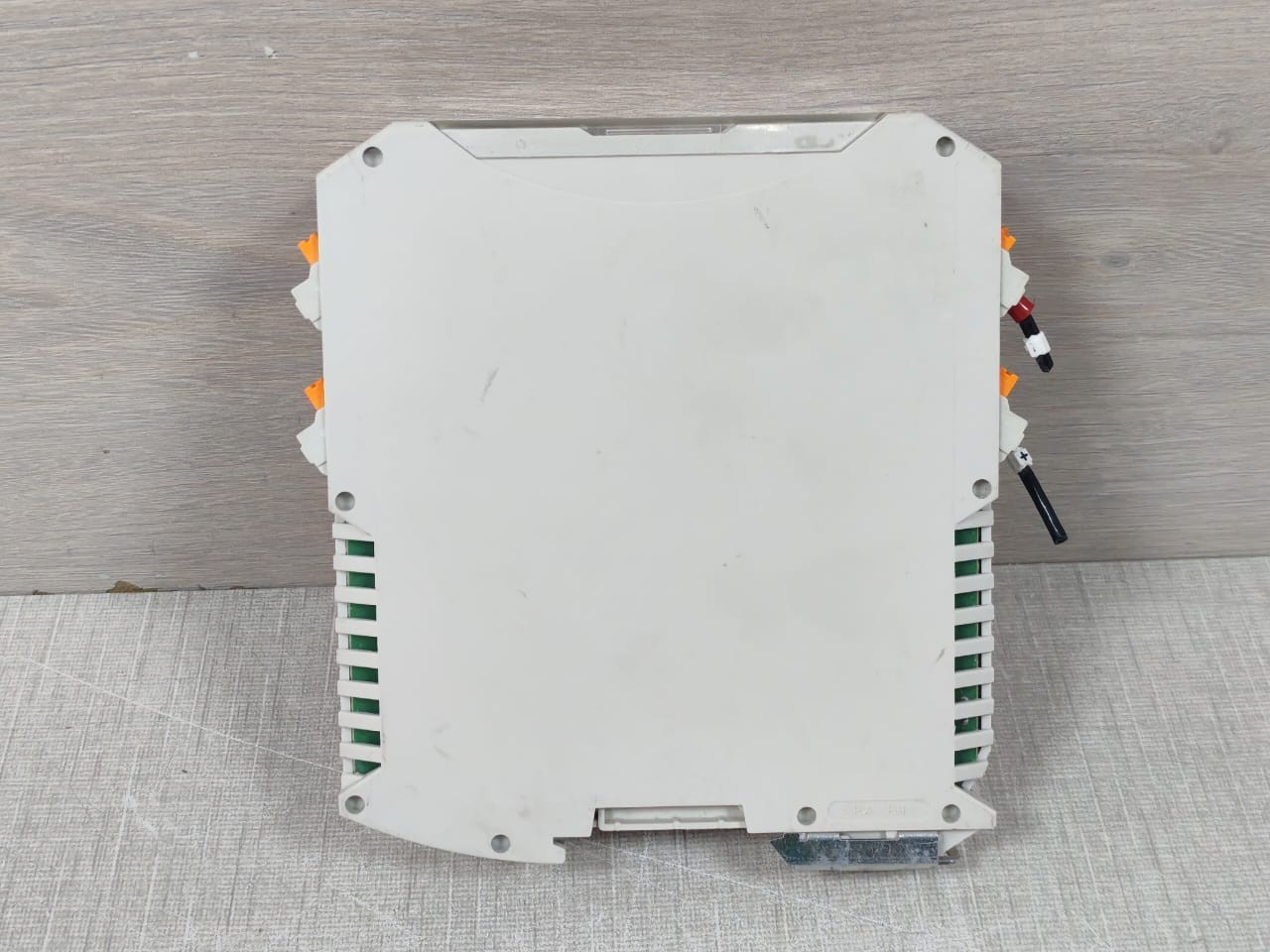 R. STAHL FT-100 Steel FT-100.04D Signal Separator FT-100 4