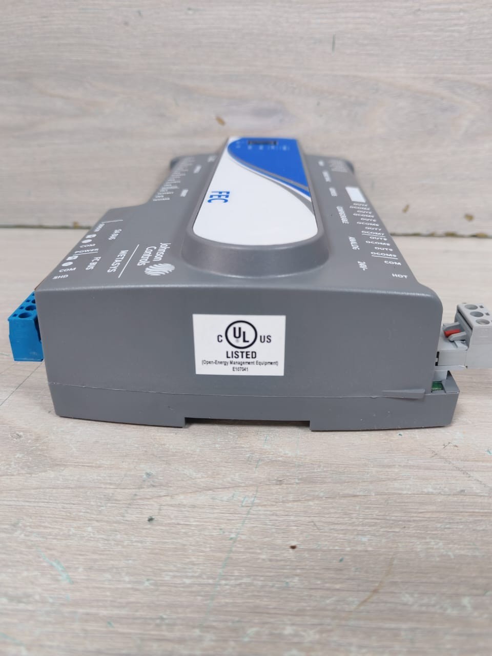 Johnson Controls FEC2611-0 JOHNSON CONTROL MS-FEC2611-0 FIELD EQUIPMENT CONTROLLER 17 POINT 8