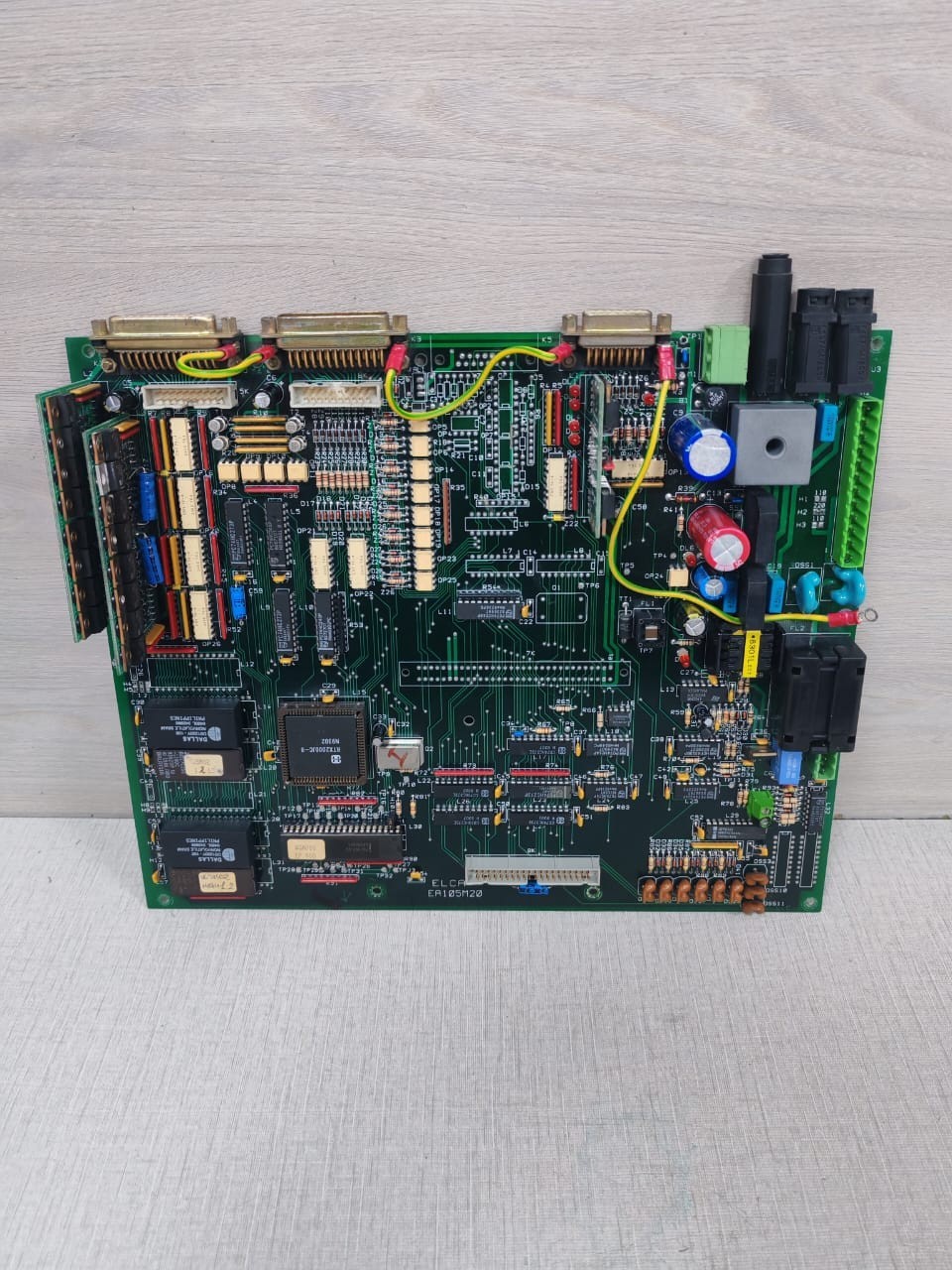 ELCA EA105M20 ELCA EA105M20 MOTHERBOARD 2