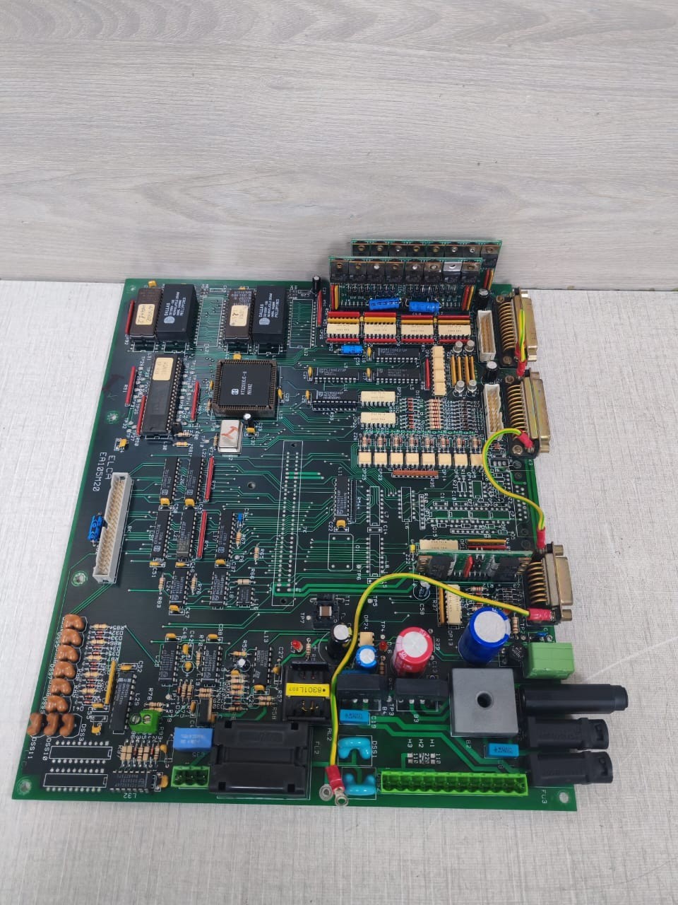 ELCA EA105M20 ELCA EA105M20 MOTHERBOARD 5