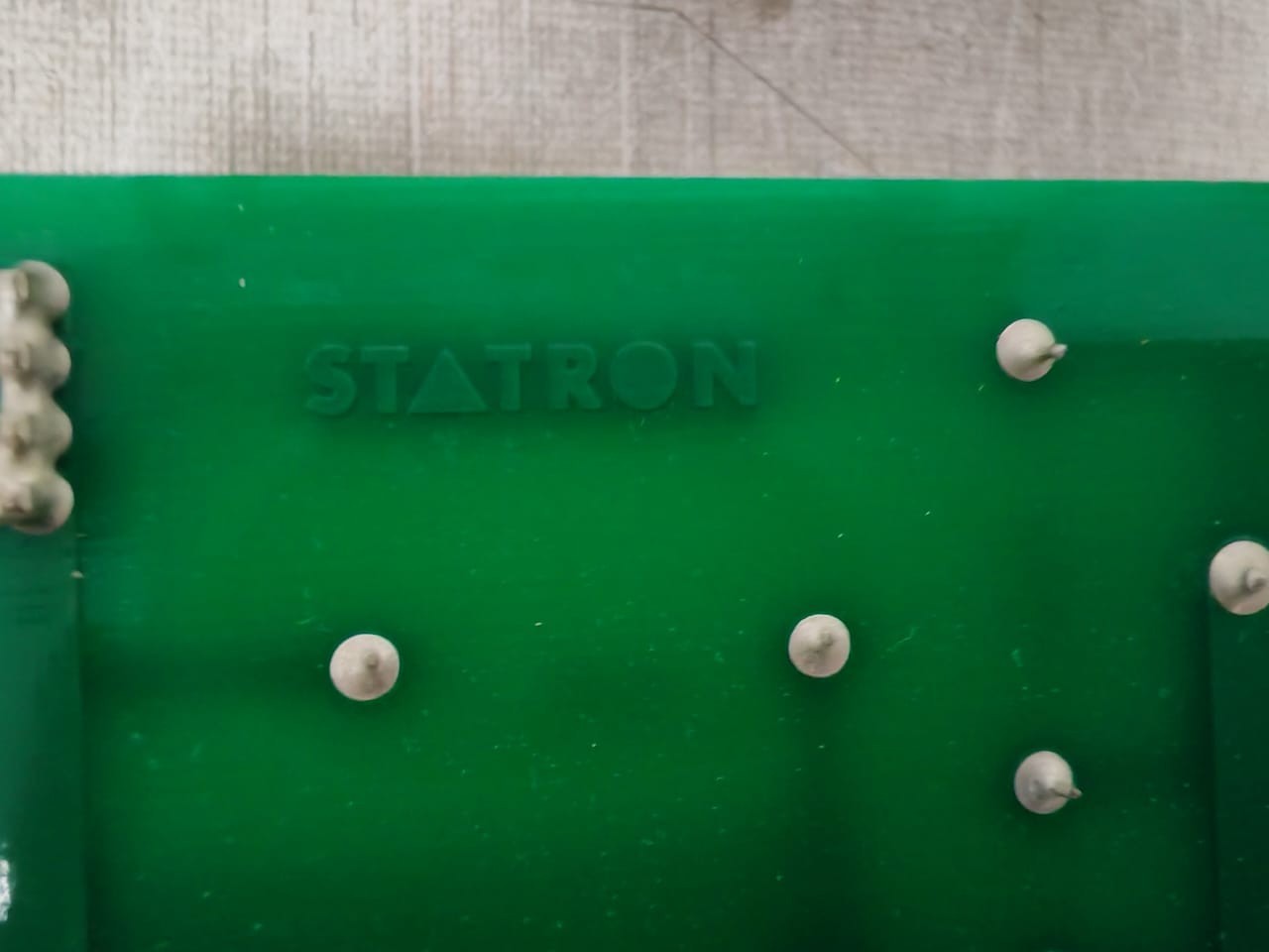 STATRON GT-D-3821 STATRON RFI FILTER EMC 3PH 480VAC V1.00 94V-0 GT-D 3821 4