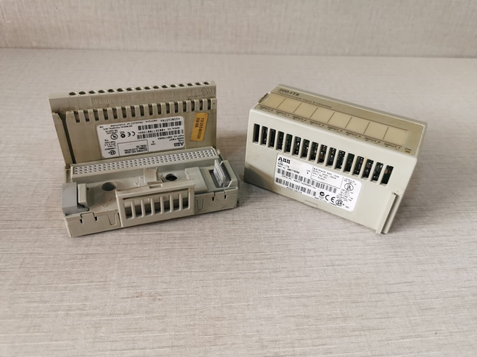ABB S200-IT8 ABB S200-IT8 & S200-TB3T / 3 Wire RTD Input 8 Channel 2