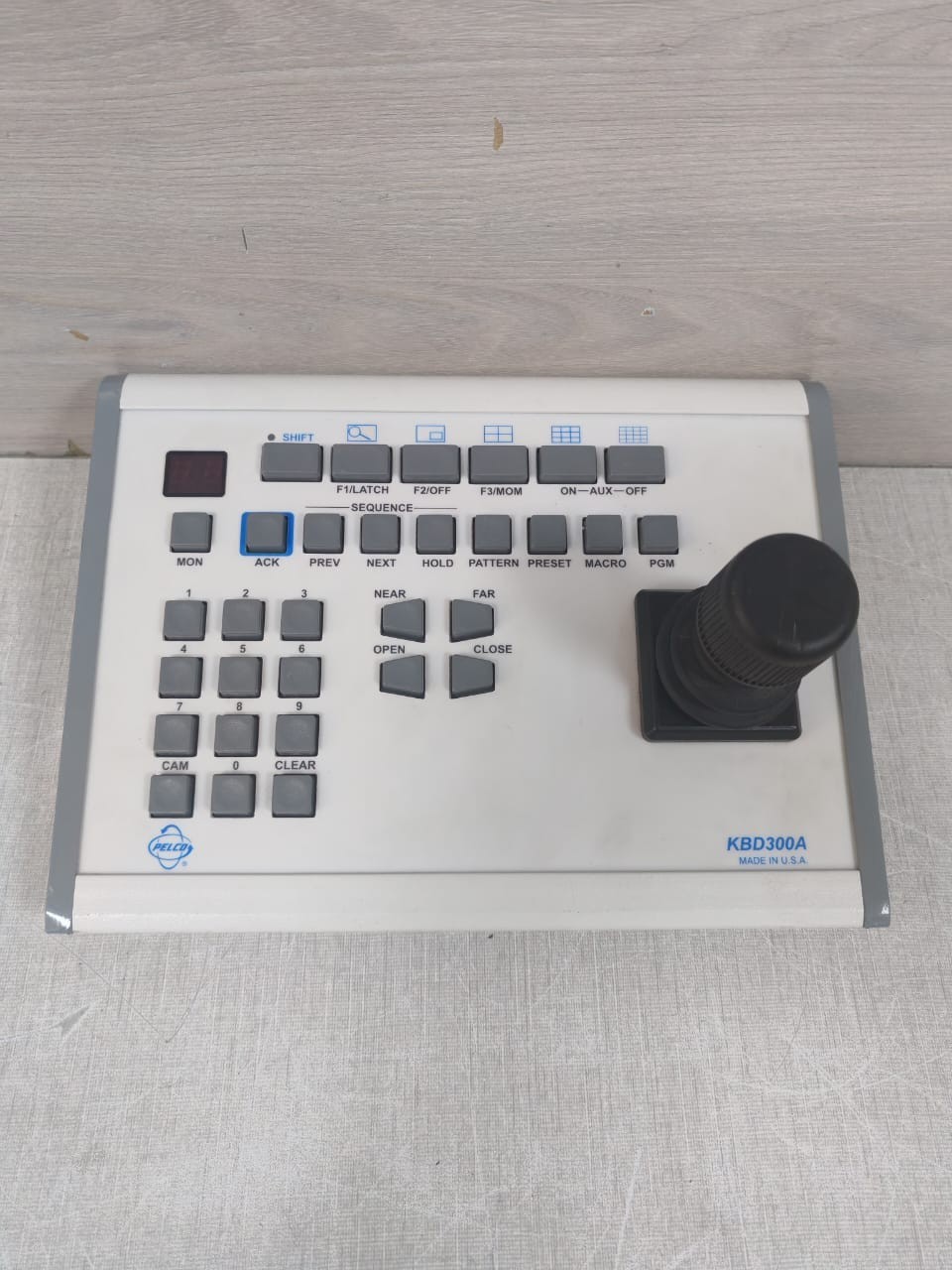 PELCO KBD300A KEYBOARD CONTROLLER