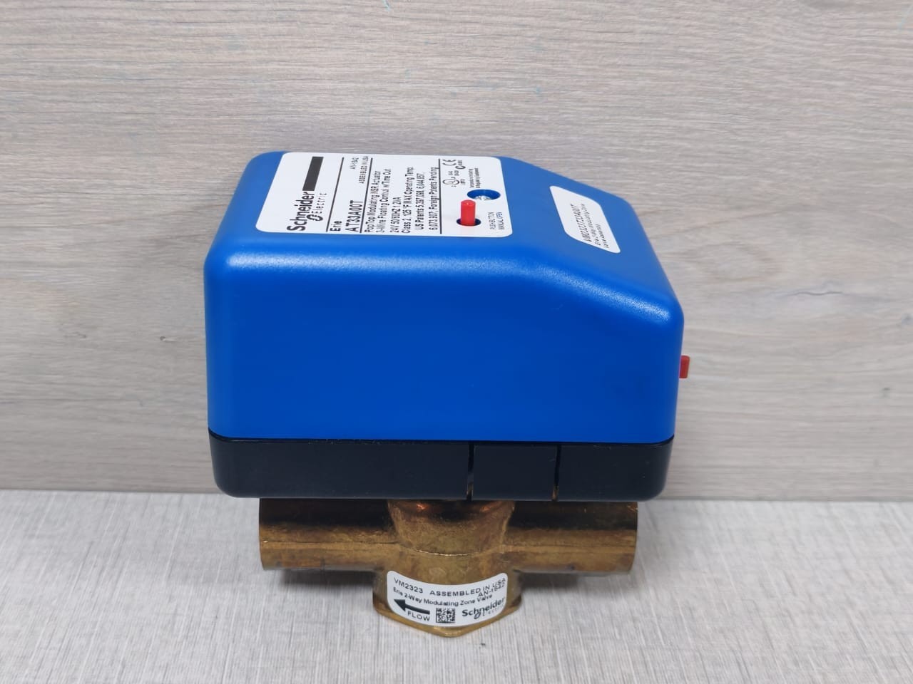 Schneider Electric VM2323T33A00T/AT33A00T Schneider Electric VM2323T33A00T/AT33A00T Erie 2-Way Modulating Zone Valve 8
