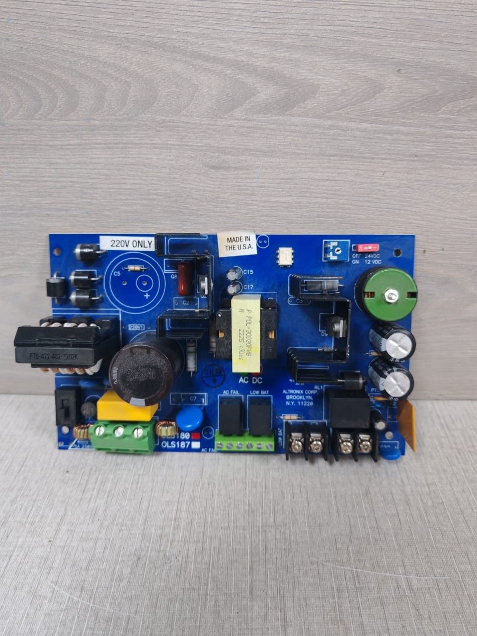 Altronix OLS180FWD ALTRONIX OLS180FWD REVF27Y17 BOARD 5