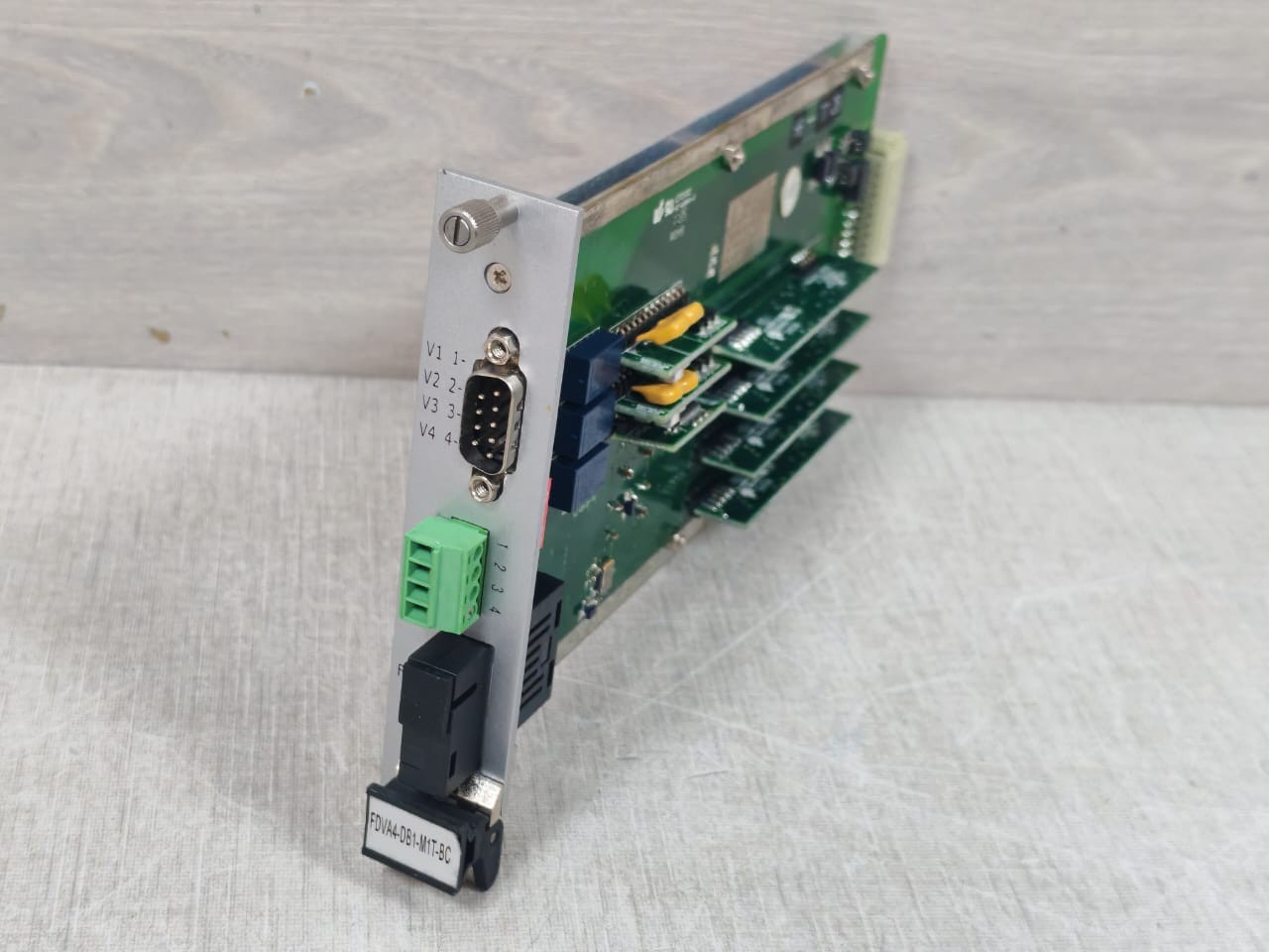 KBC Networks FDVA4-DB1-M1T-BC KBC Networks FDVA4-DB1-M1T-BC Fiber Optic Transmitter 3