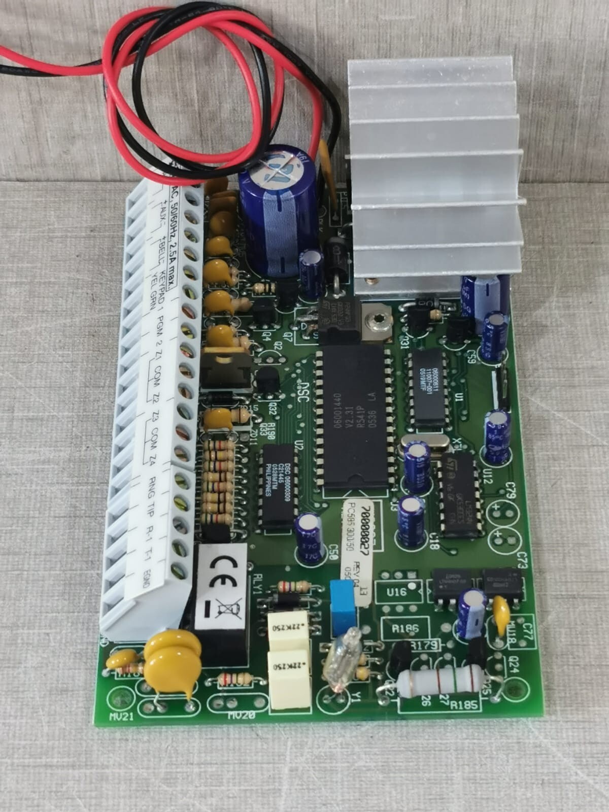 DSC PC585 DSC PC585 - 300/50 Alarm Security System Motherboard 7