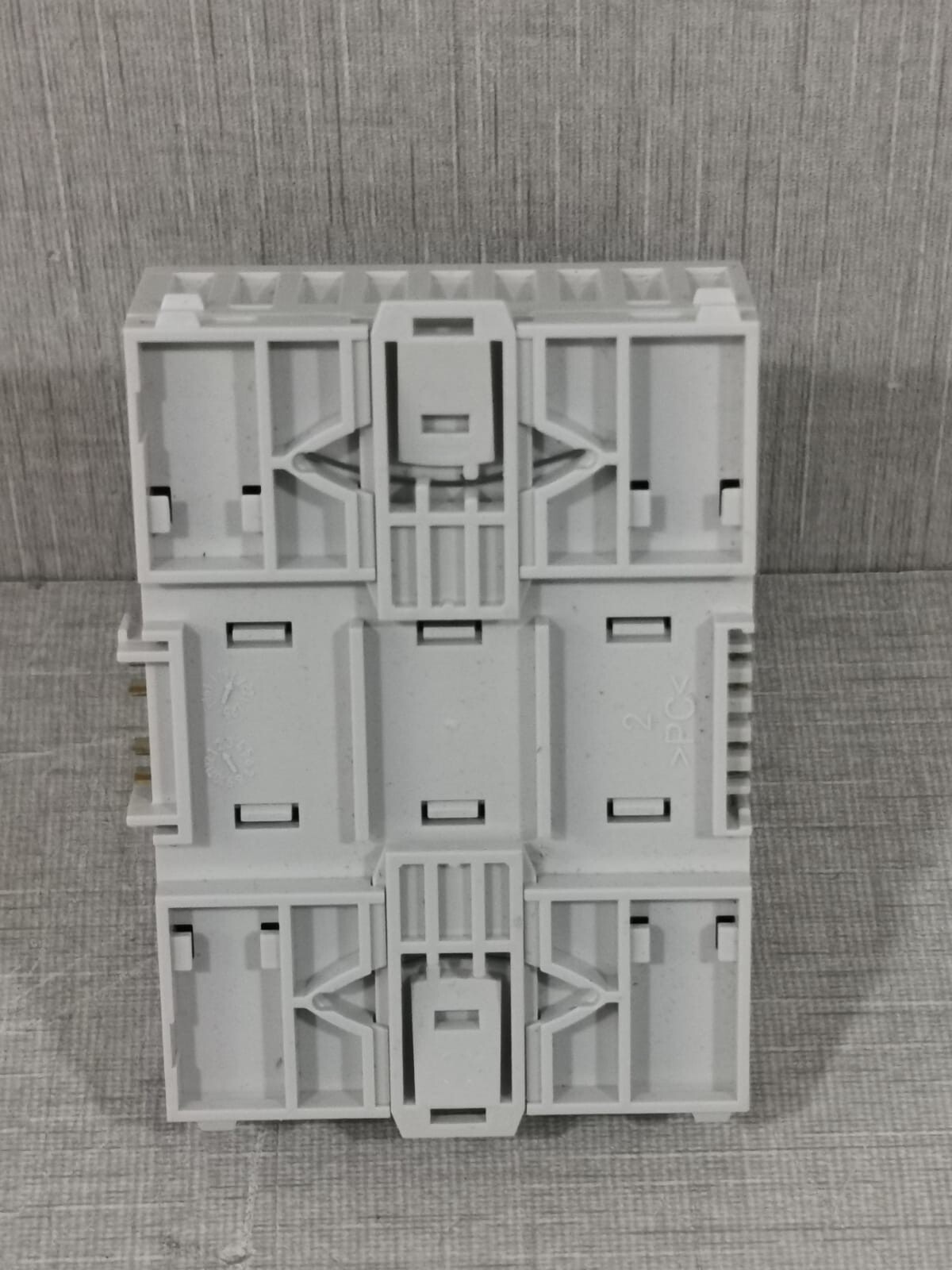Siemens TXM1.6R SIEMENS TXM1.6R DIGITAL OUTPUT MODULE 553-141 REV.DA - WITH OLD STOCK BOX 9