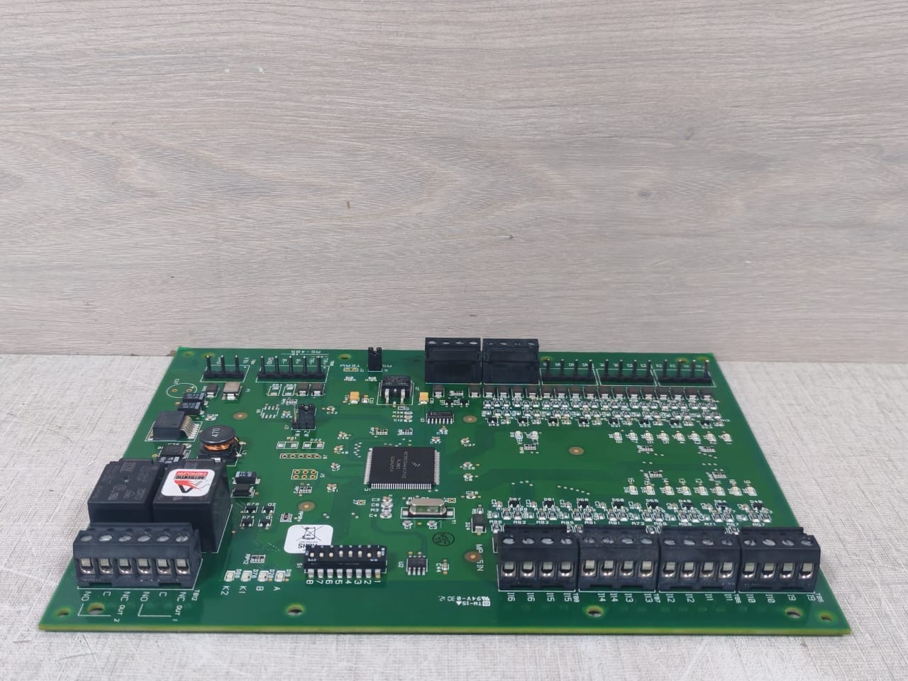 Mercury MR16IN Mercury MR16in 10260 0 REV.1.31.1 Multi-Device Interface Panel 5