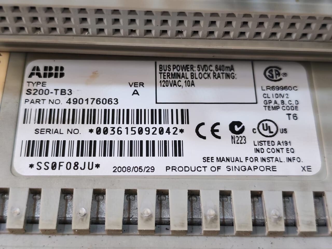 ABB INPUT-16 ABB S200-IB16 & S200-TB3 DIGITAL INPUT 16 X 24VDC/1X COUNTER 8