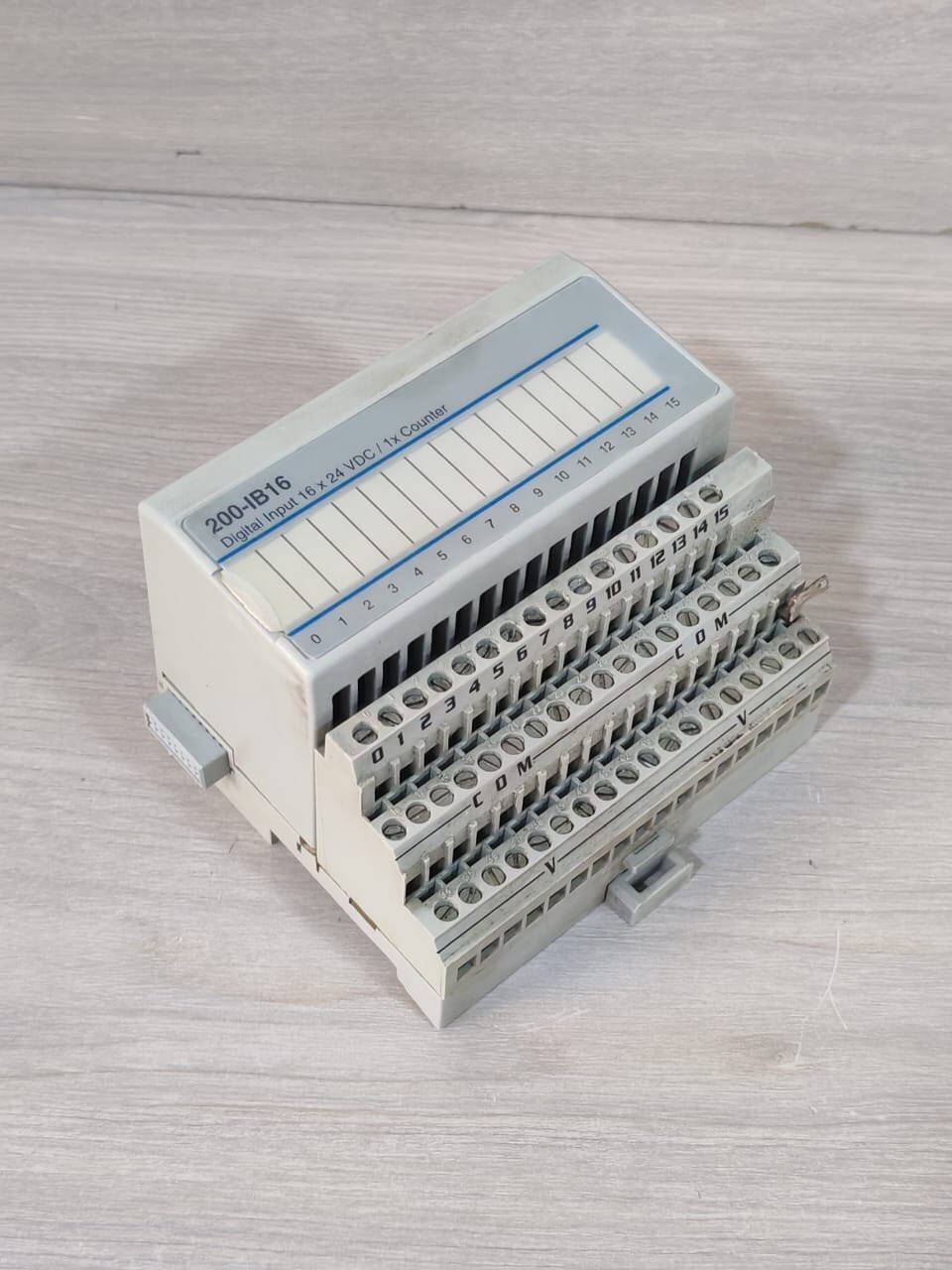 ABB INPUT-16 ABB S200-IB16 & S200-TB3 DIGITAL INPUT 16 X 24VDC/1X COUNTER 9