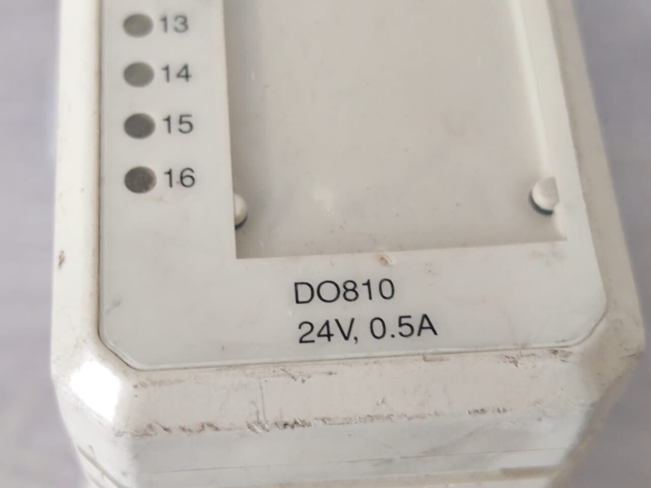 ABB DO810 ABB DO810 3BSE008510R1 24V 0.5A Digital Output Module with Termination Unit 2