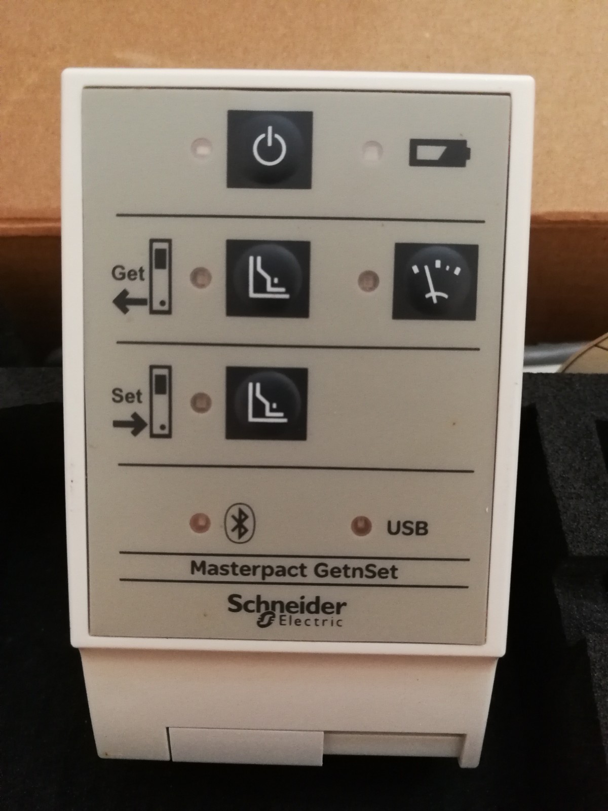 Schneider Electric AAV65492 48789 Schneider Electric AAV65492 Masterpact GetnSet 9