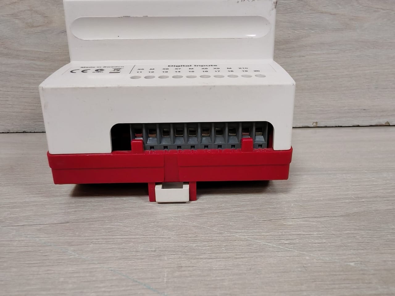 Schneider Electric XENTA-411 SCHNEIDER ELECTRIC TAC XENTA 411 DIGITAL INPUT MODULE [Other] 10