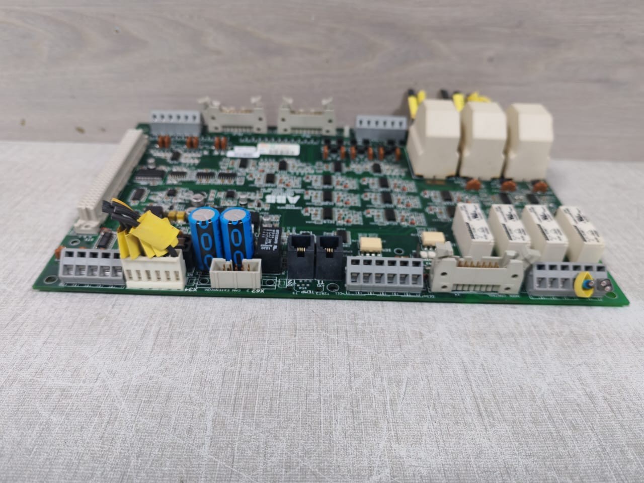 ABB ABB-100 ABB 100 TAS.580.0550.G00 HARDWARE VERSION 04 BOARD ABB100 4