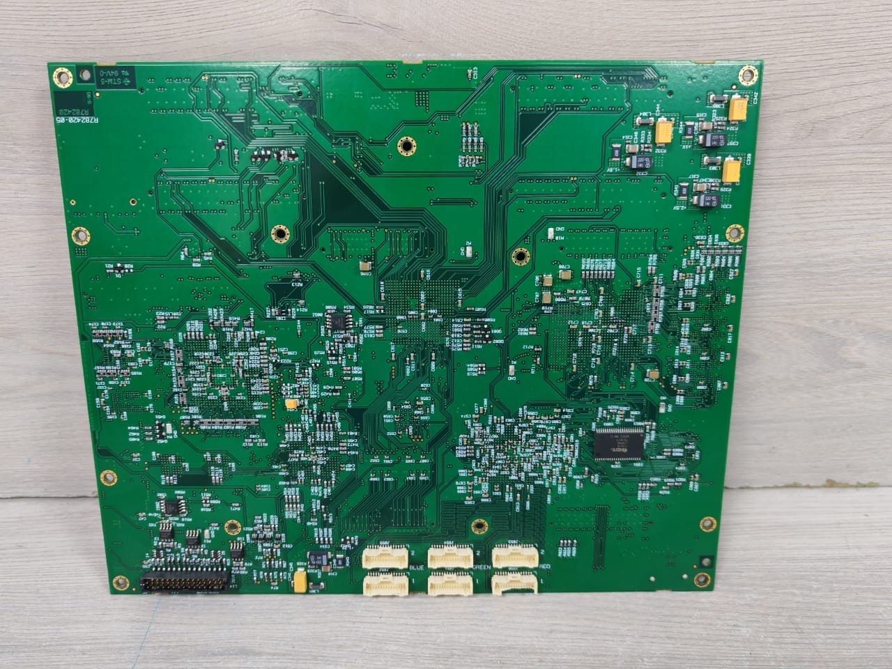 R782420-05 R782420-05 PCB STM-5 94V-0 10