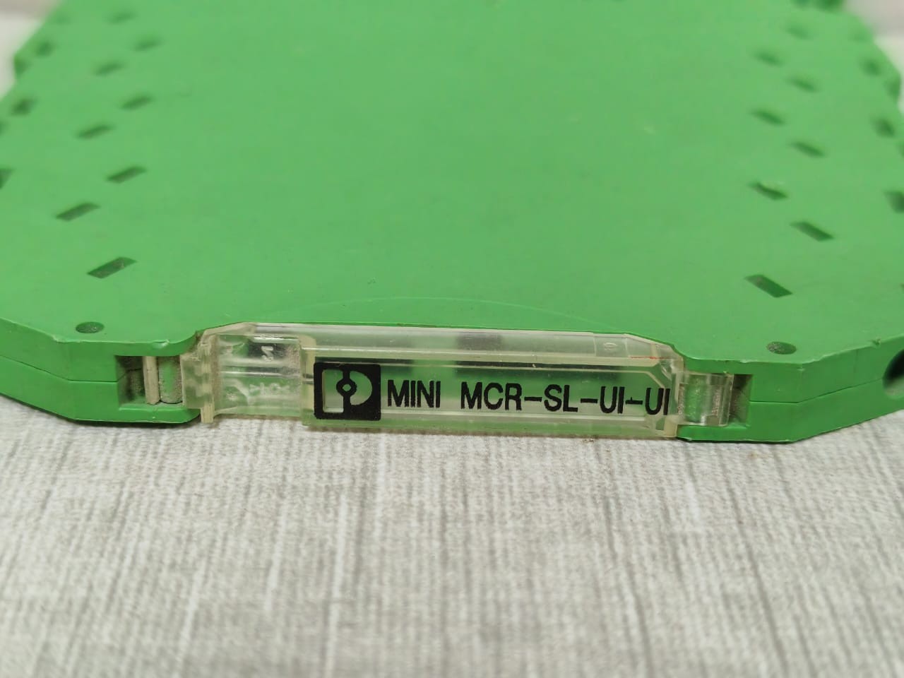 Phoenix Contact 2864040 PHOENIX CONTACT MINI MCR-SL-UI-UI-DUMMY 2864040 CONFIGURABLE ISOLATION AMPLIFIER 2