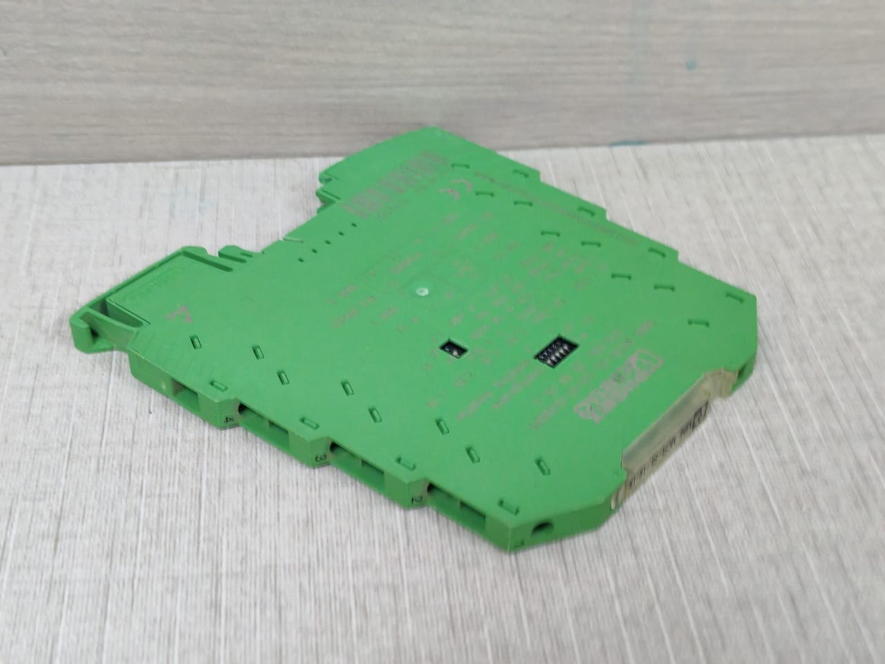 Phoenix Contact 2864040 PHOENIX CONTACT MINI MCR-SL-UI-UI-DUMMY 2864040 CONFIGURABLE ISOLATION AMPLIFIER 3