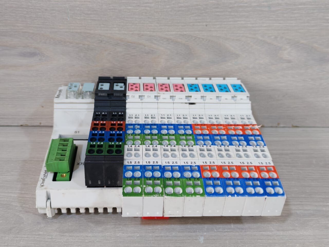 Bosch Rexroth DN-24 Rexroth R-ILB DN 24 DI16 DO16 DeviceNet R911307403-101 6