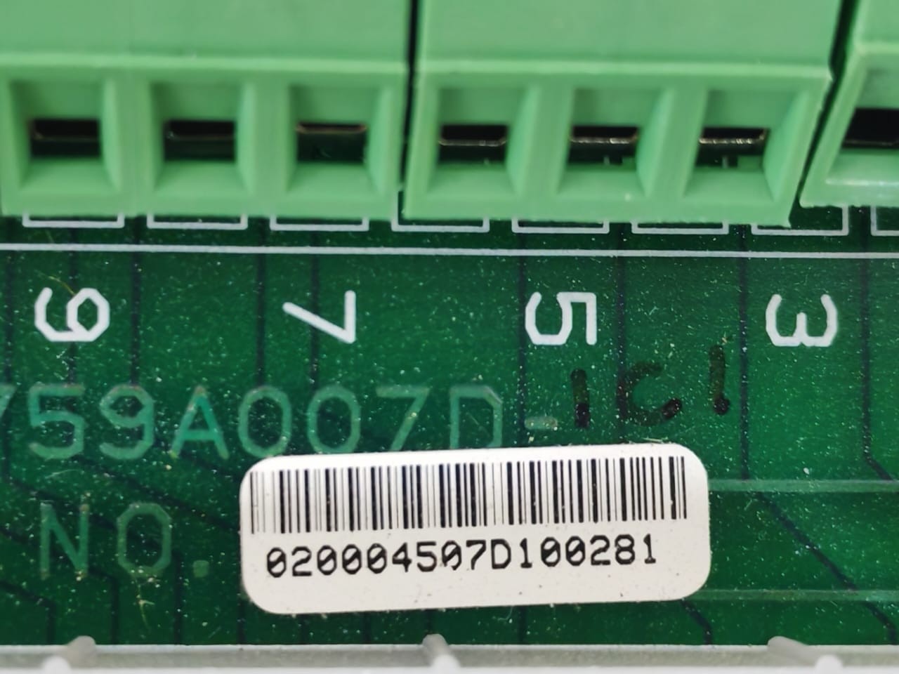ABB 759A007D-IC-/-759P007D-IC ABB 759A007D-IC / 759P007D-IC I/O Terminal Board 3