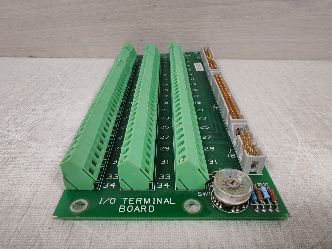 ABB 759A007D-IC-/-759P007D-IC ABB 759A007D-IC / 759P007D-IC I/O Terminal Board 6