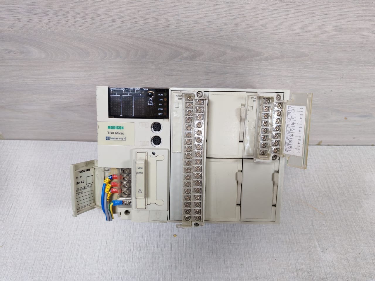 Schneider Electric TSX3721001 SCHNEIDER TELEMECANIQUE MODICON TSX MICRO TSX3721001 TSXDMZ +TSXAEZ MODULE 3