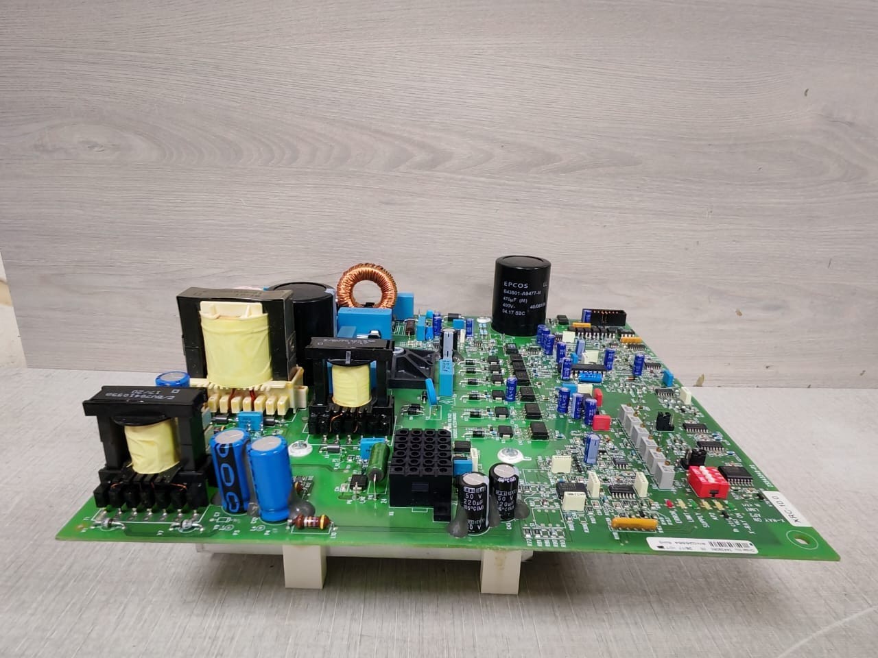 SMITHS HEIMANN XRC-10 Smiths Heimann Hi-Reg XRC-10.0 Power Supply - No Case and Cable 9