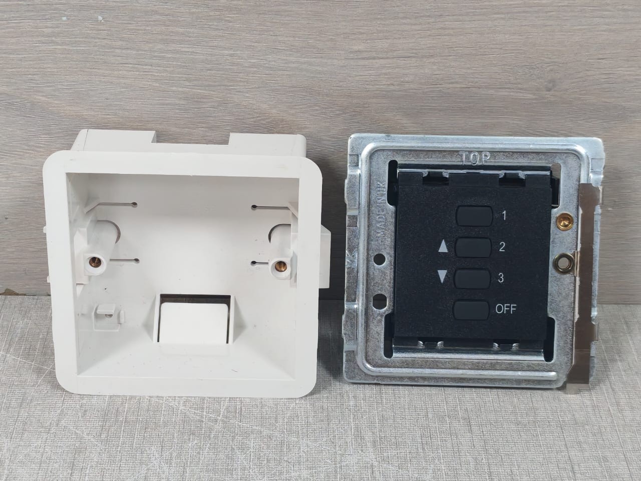 Honeywell MLSLCP4-MK2 Ex-Or By Honeywell MLSLCP4 MK2 4-Button Control Panel Stainless Steel DigitaL 2