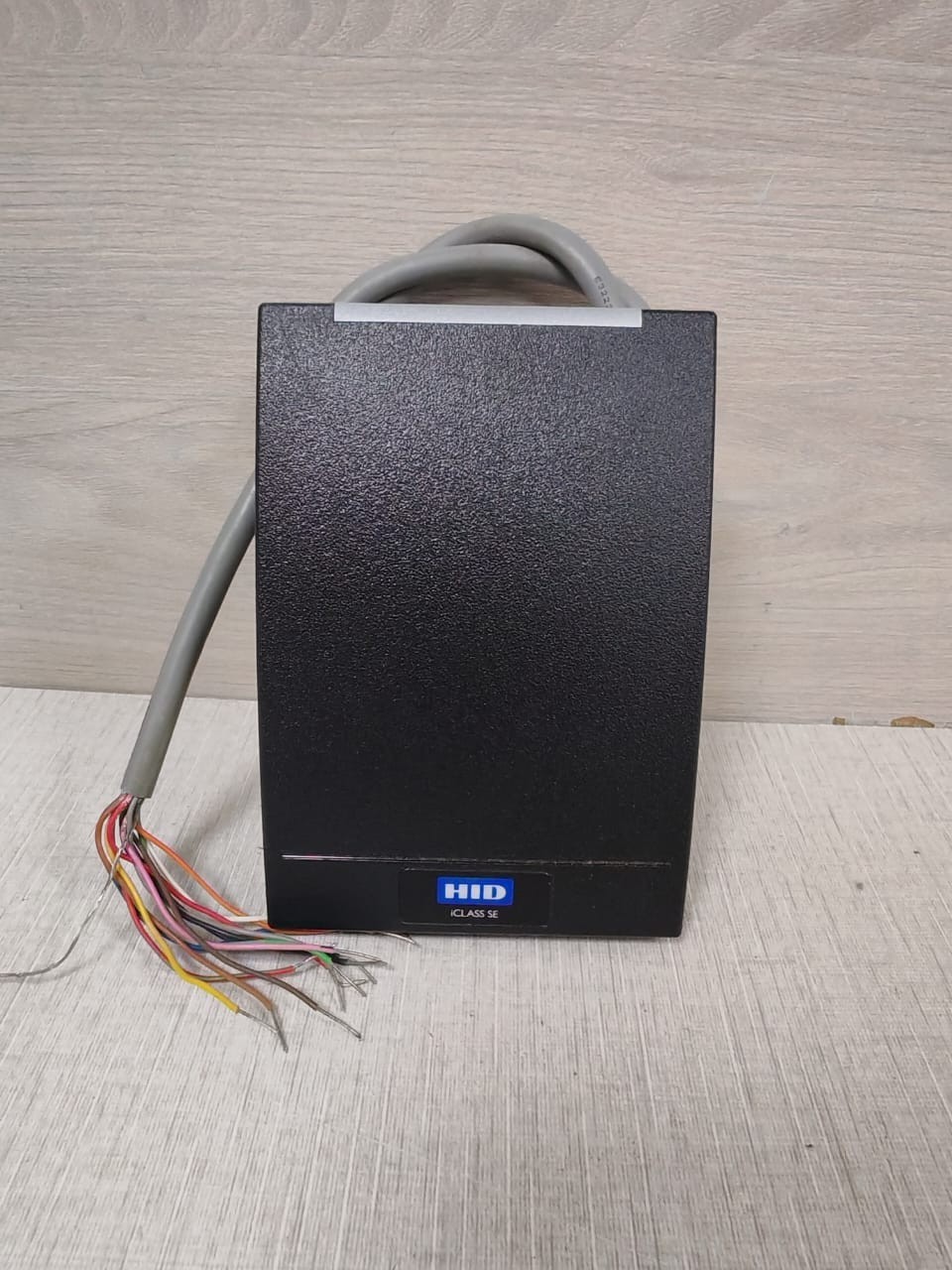 HID FW-00117 HID ICLASS SE R40E 920NTNNEK00000 FW:00117-R WALL SWITCH READER 2
