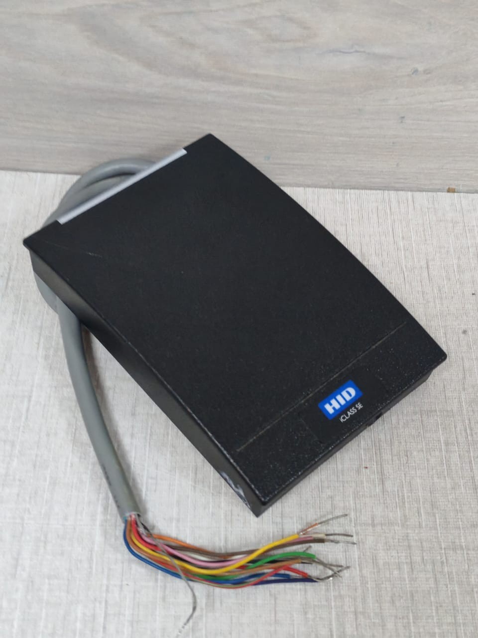 HID FW-00117 HID ICLASS SE R40E 920NTNNEK00000 FW:00117-R WALL SWITCH READER 4