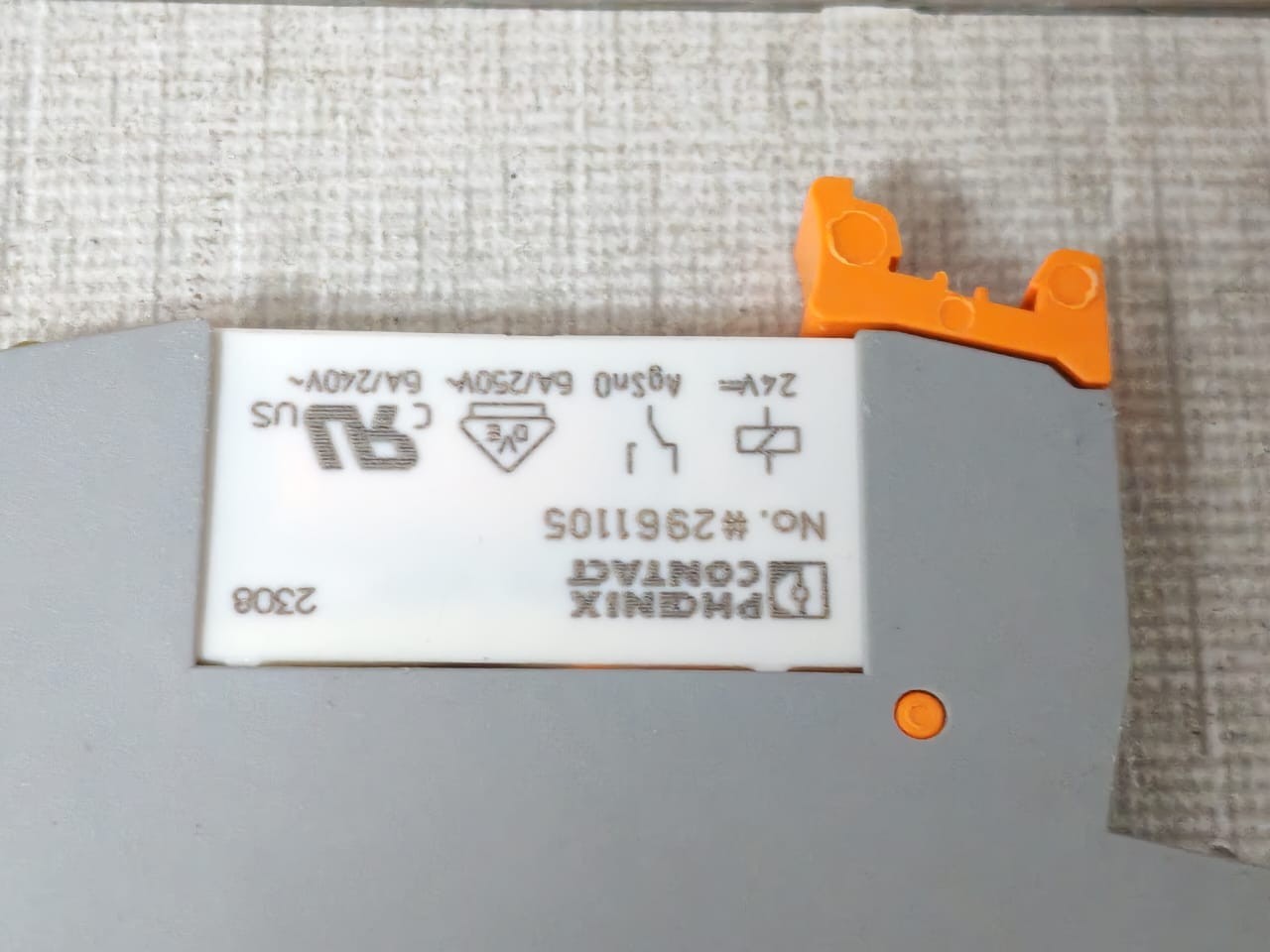 Phoenix Contact BSC-24DC Phoenix Contact PLC-BSC-24DC/21 Relay Socket 29 66 016 3