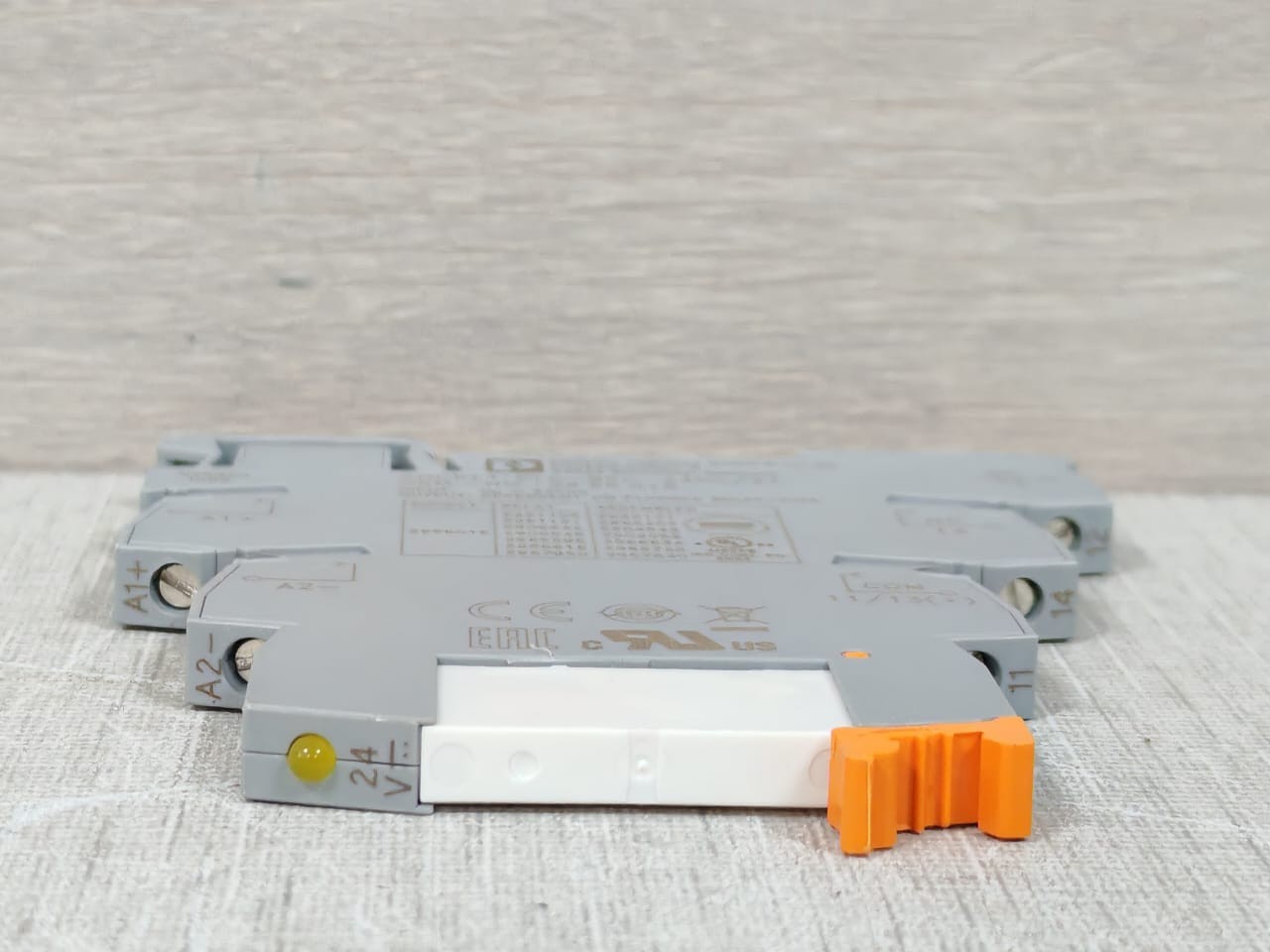 Phoenix Contact BSC-24DC Phoenix Contact PLC-BSC-24DC/21 Relay Socket 29 66 016 9