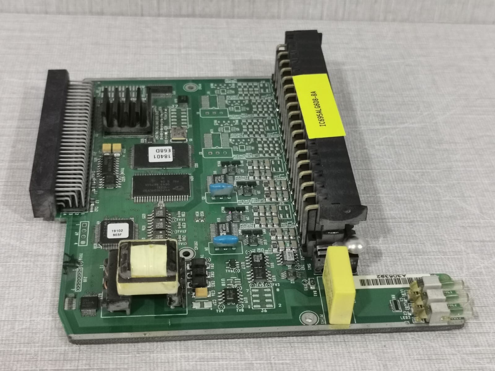 GE IC695ALG608-BA GE Fanuc IC695ALG608-BA RX3i 8 SE/4 Differential Channel Analog Input Module 4
