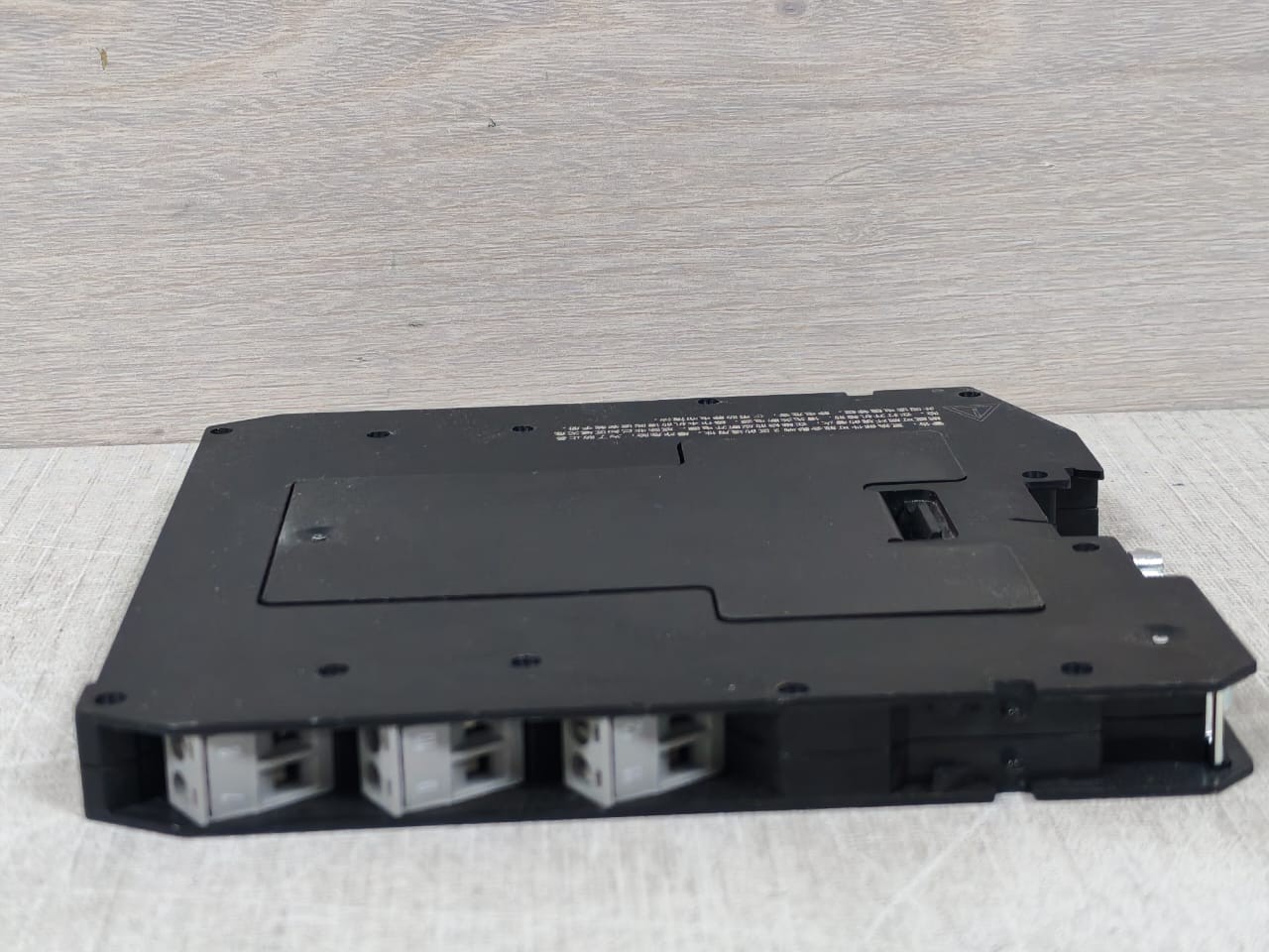 GMI D5096S GMI D5096S 1-Channel Relay Output with Diagnostics 7