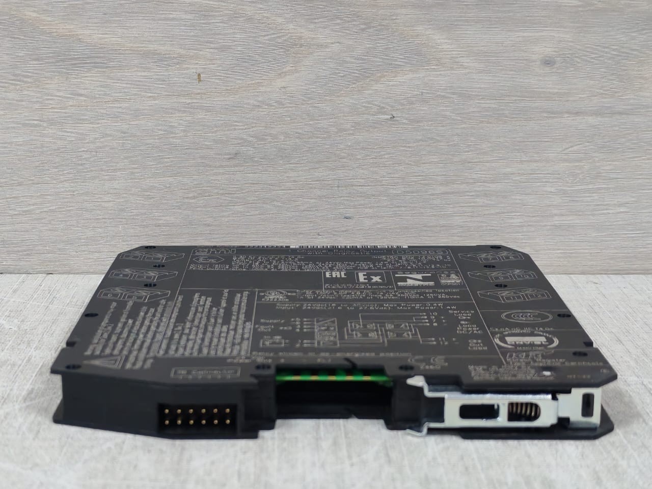 GMI D5096S GMI D5096S 1-Channel Relay Output with Diagnostics 9