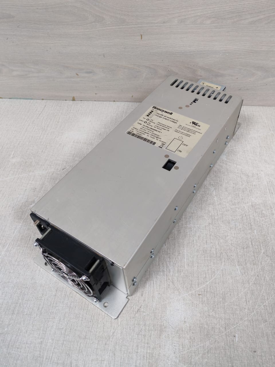 Honeywell UNI2450U HONEYWELL FC-PSU-UNI2450U V2.1 INDUSTRIAL POWER SUPPLY 25/28VDC 4